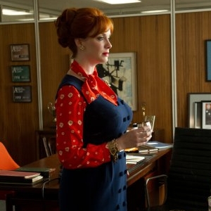 Mad-Men-Episode-6.03-The-Collaborators-Promotional-Photos-4_595_slogo