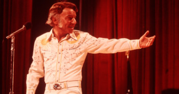 Company Man: The Best of Robert Altman: Nashville Review – NP Approved 60c09f83ea78c3c5373dec242b5a1048