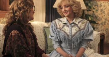 ANA GASTEYER, WENDI MCLENDON-COVEY